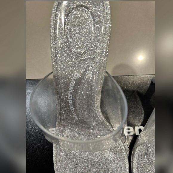 *SOLD* - Picture 3 of 9